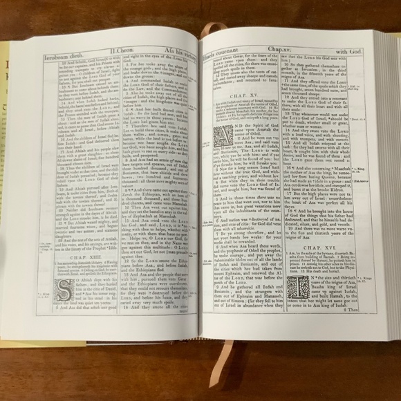 KJB 1611 Holy Bible - Picture 5 of 5